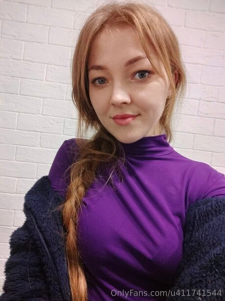 U411741544 pornstar free images