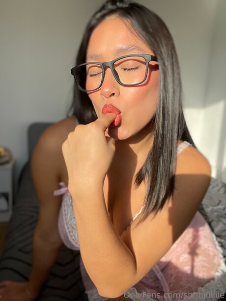 busty bbw onlyfans pornographic photo