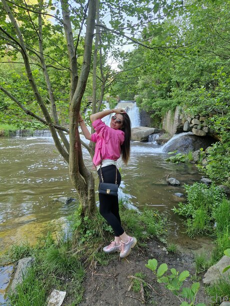 Sugarche nude pornstar pictures