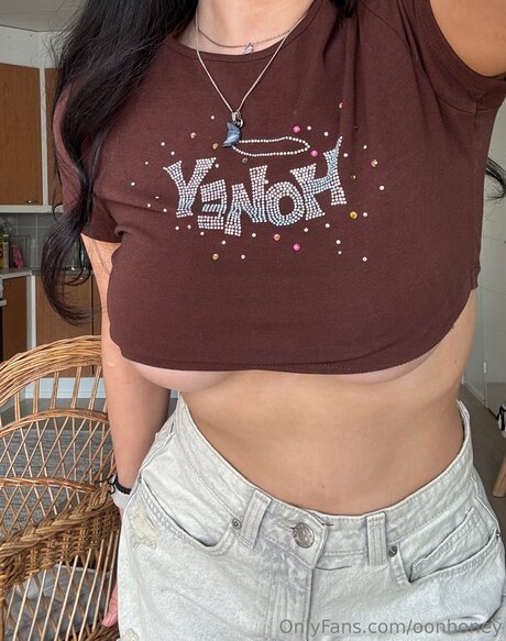 Oonhoney star beautiful pictures