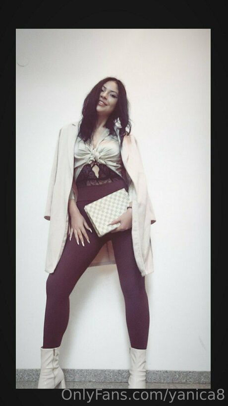 Yanica8 beautiful actress photo