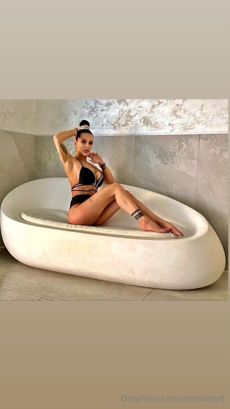Misslady8 pornstar sexy gallery