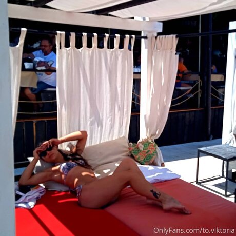 To Viktoria free model pics