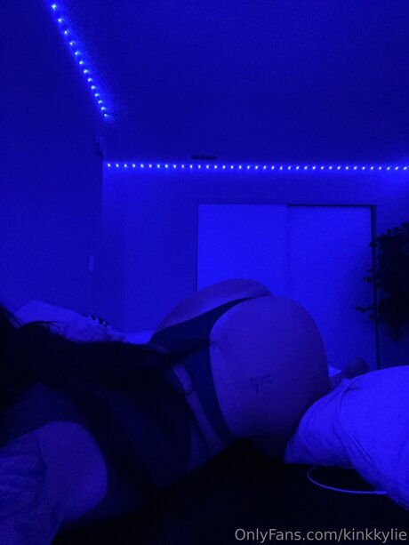 Kinkkylie pornstar pretty pics