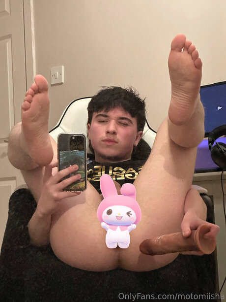 Motomiisha model hd photo