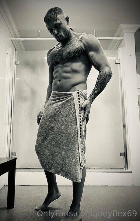Joeyflex69 sexy actress pictures