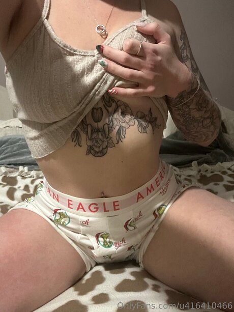 U416410466 model nice photos