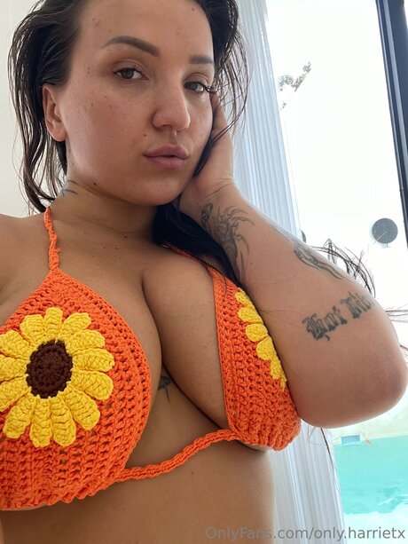 Only Harrietx exclusive model pics