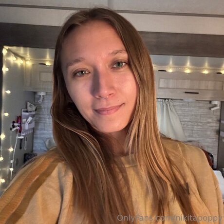 Nikitapoppy model nudes picture