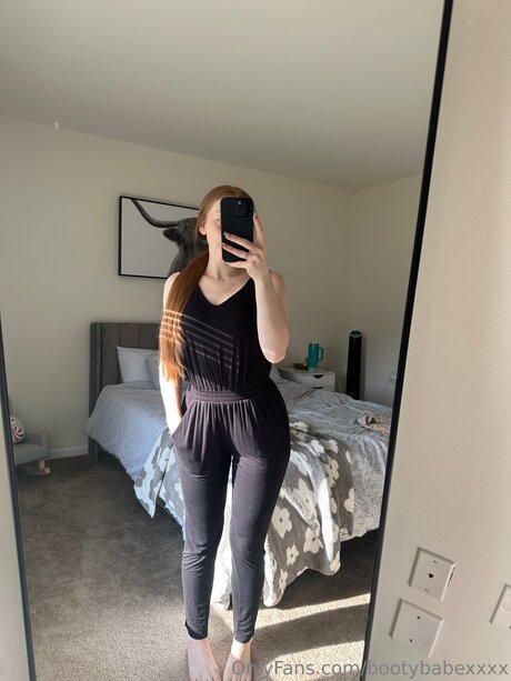 Bootybabexxxx model high quality pics