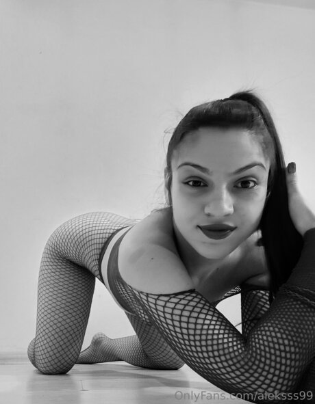 Aleksss99 erotic star img