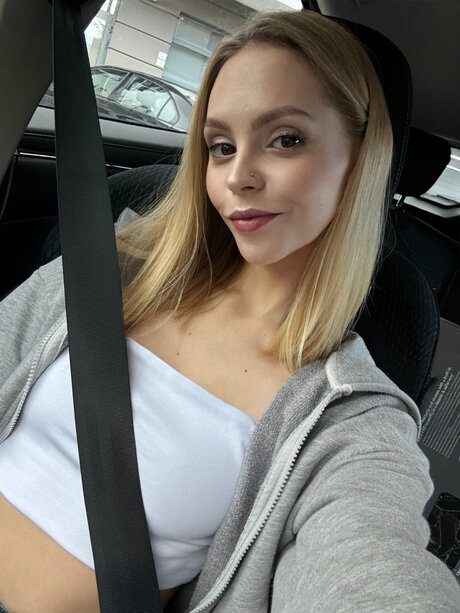 Nikki Mills Private model xxx galleries