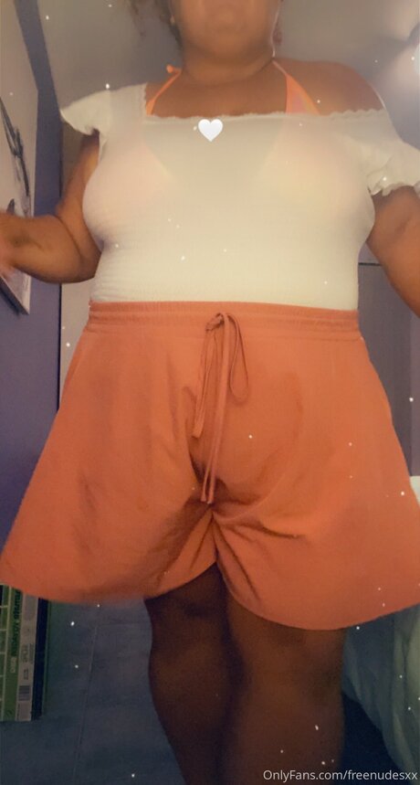 Askskank exclusive actress photo