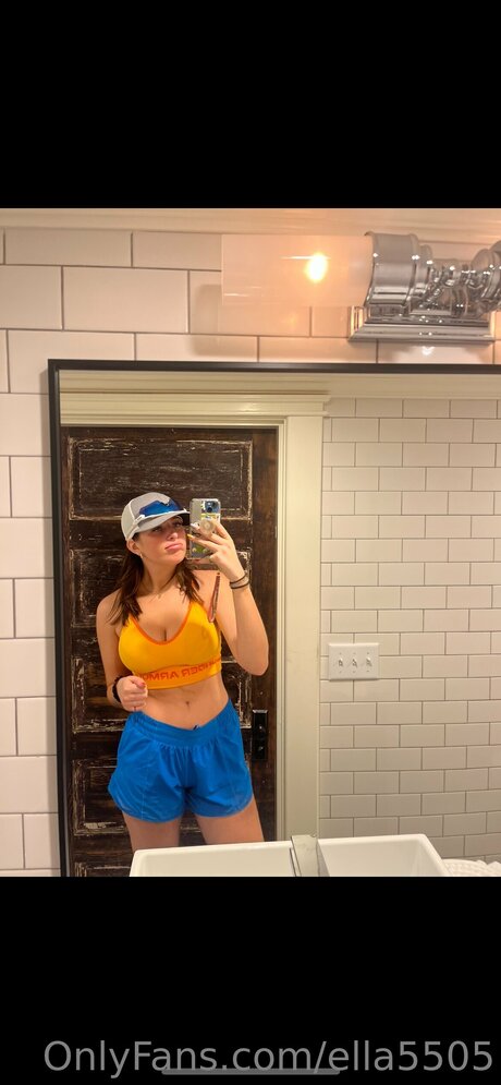 Oppachoppa hot model photo