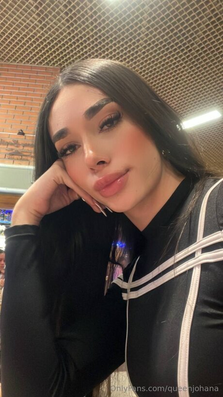 Queenjohana nice star pics