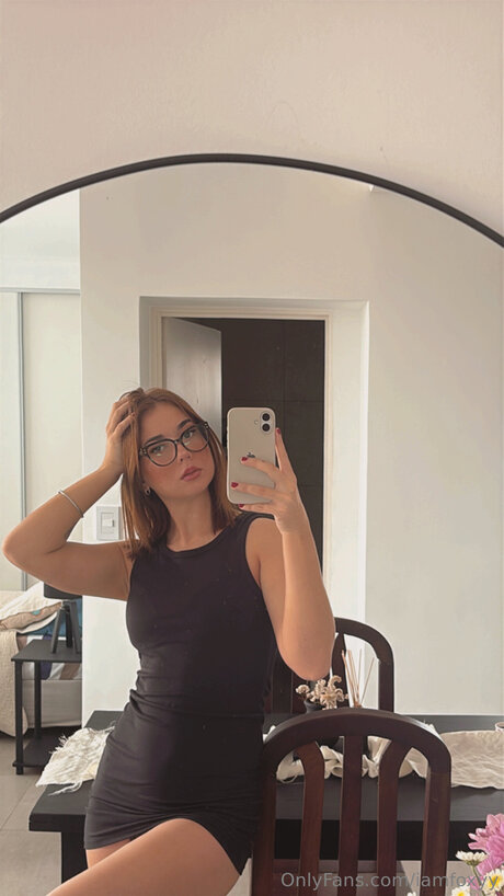 Iamfoxyy star art images