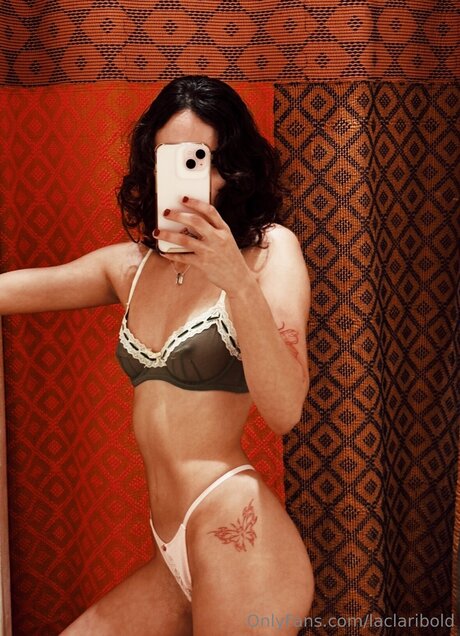 Laclaribold model nudes image