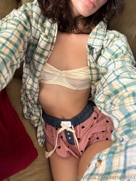 Laclaribold model adult img