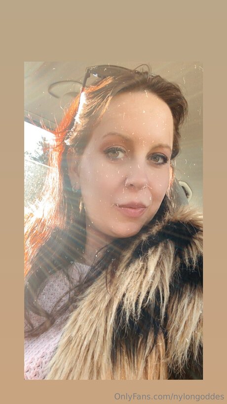 Nylongoddes sex pornstar pic