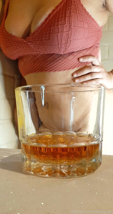 Vanessa Lips best model gallery