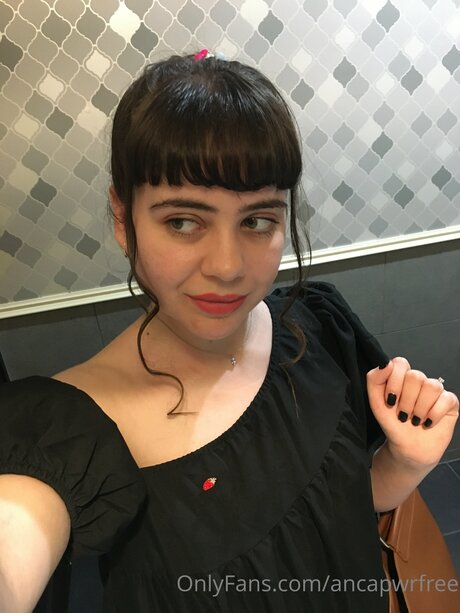 Ancapwrfree beautiful star img