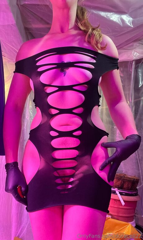 Duracell22 star pornographic image