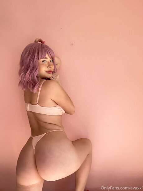 Avaxxi model adult photo