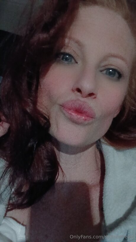 Softredhead high quality actress img