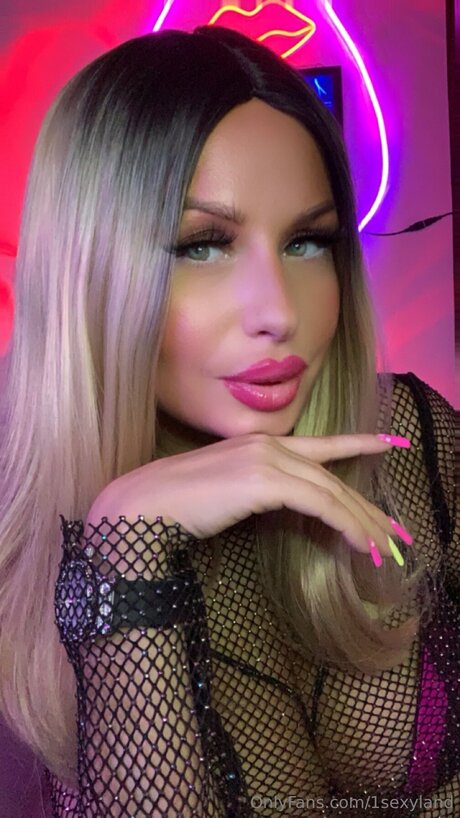 Smexyland star sex archive