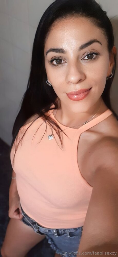 Tugatitavis pornographic model pic