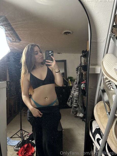 Lizzie4keeps sex star archive