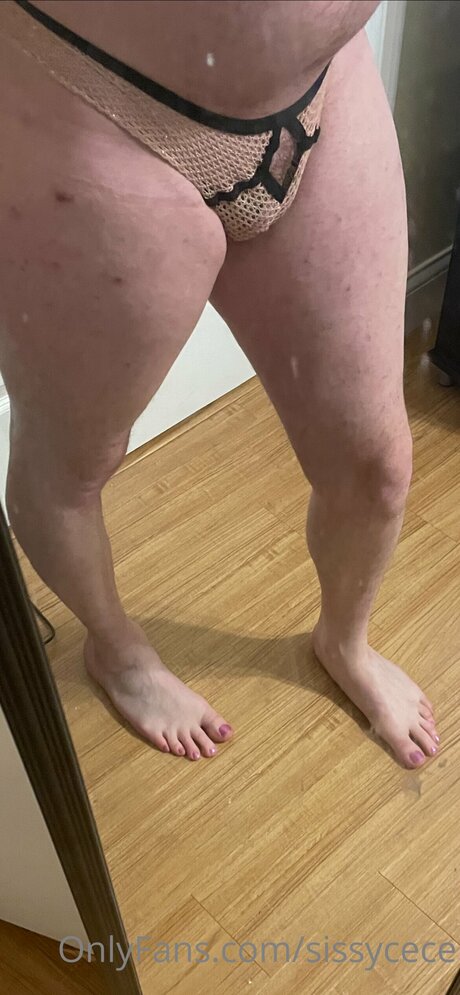 Sissycece beautiful model gallery