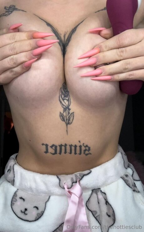 Thehottiesclub nice model images