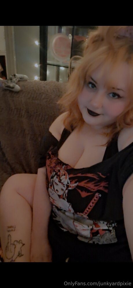 Junkyardpixie porn model photos