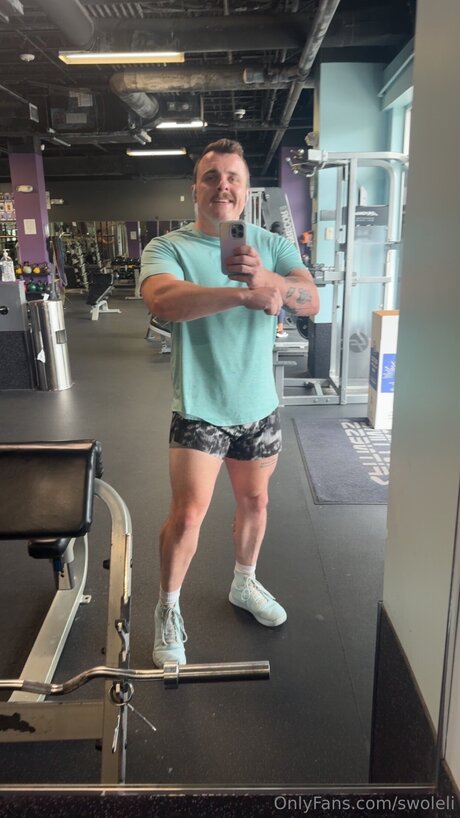 Swoleli adult star photo