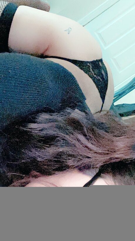 Saucy818 naked actress image