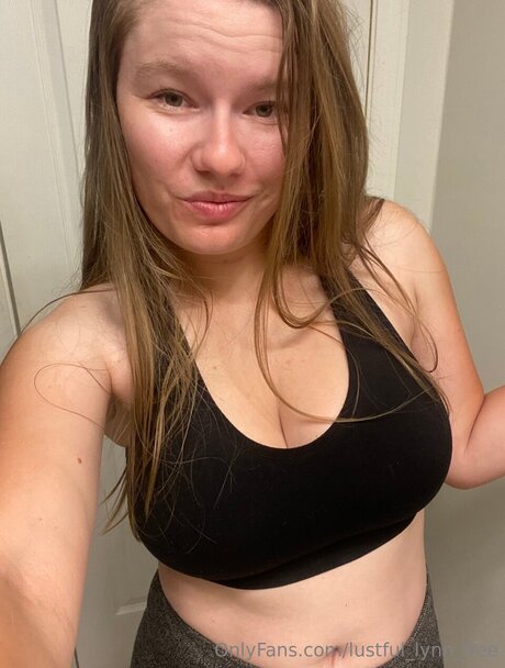 Lustful Lynn Free pornstar perfect picture