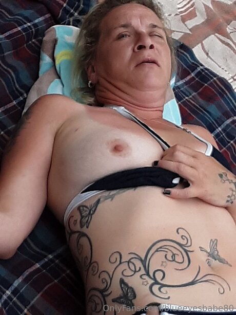 Blueeyesbabe80 free star archive