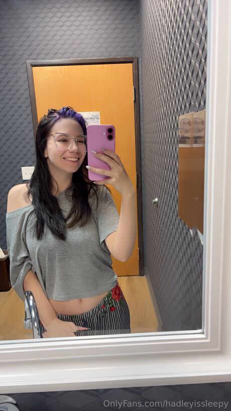 Harleyissleepy free model archive