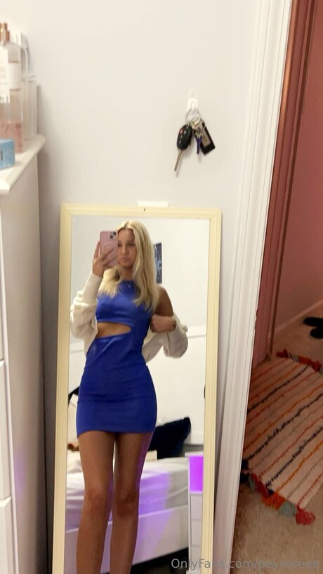 Peyroseee nudes star photo