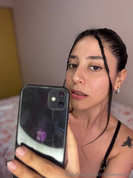 Indiramorena top model img