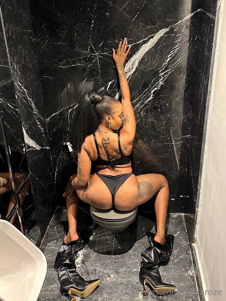 Tekilaroze pretty actress picture