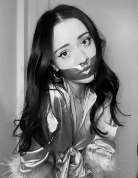 Georgiawest1 art actress img