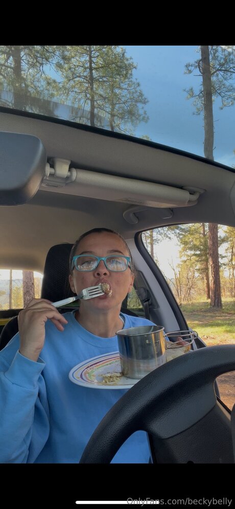 Beckybelly exclusive actress pictures