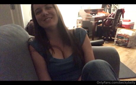 Beckybelly model sex photos