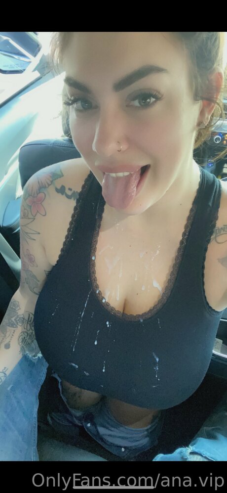 Ana Vip model pornographic photos