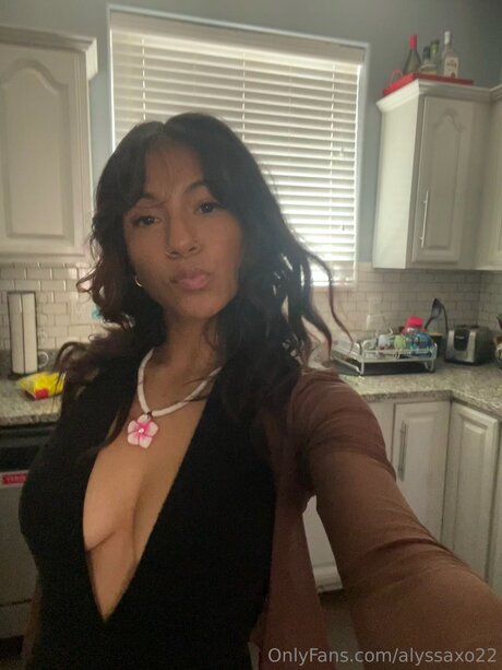 Alyssaxo22 pornstar nudes pic