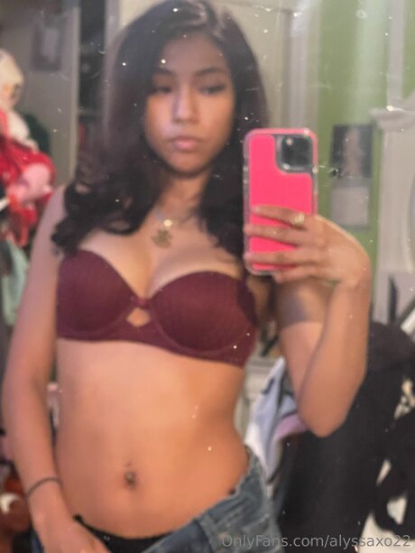 Alyssaxo22 pretty actress img