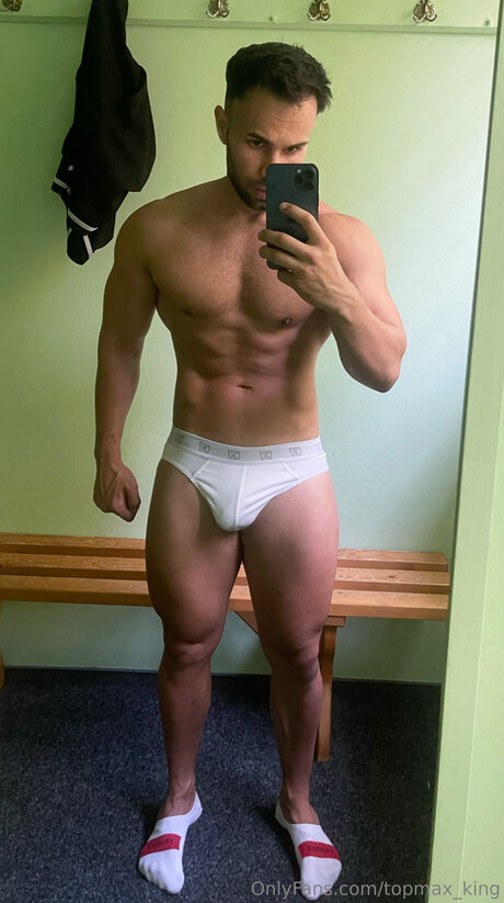 Topmax King model hot photos