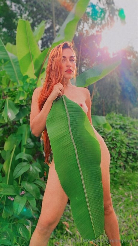 Smilingsalor sexy model img